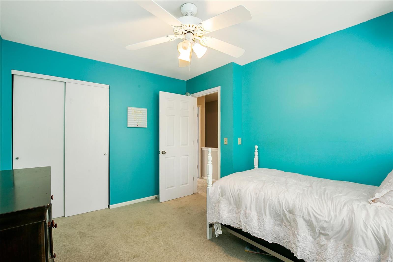 1869 Strawberry Ridge Drive Ballwin, MO 63021 - Photo 15 of 25 Gallery Image 15
