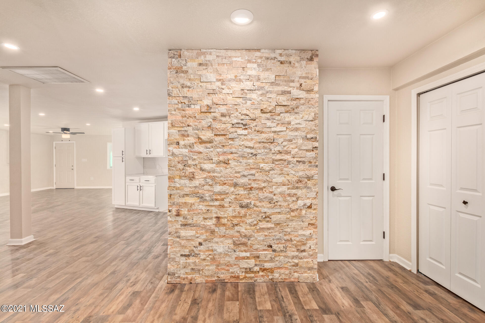 3762 East 22nd Street Tucson, AZ 85713 - Photo 3 of 34