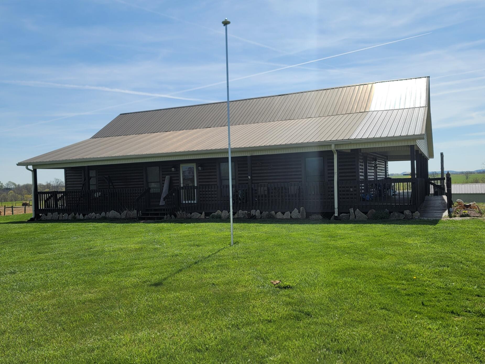 1120 Shortline Road Lebanon, KY 40033 - Photo 7 of 19 20230410_120625