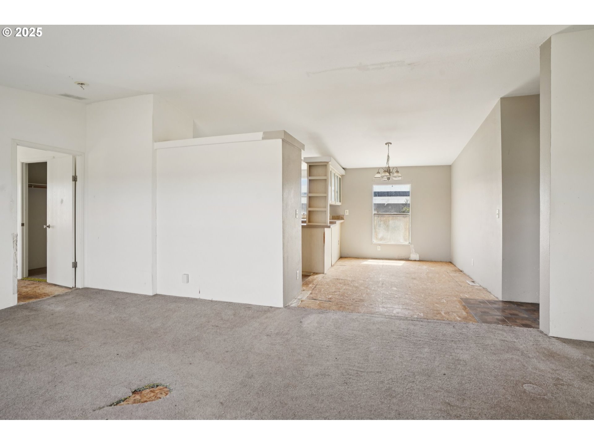 6696 Little Road Southeast Turner, OR 97392 - Photo 9 of 31 Gallery Image 9