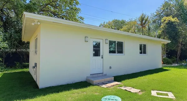 $2,799 | 8440 Southwest 107th Street, Unit GH, Miami, FL 33156