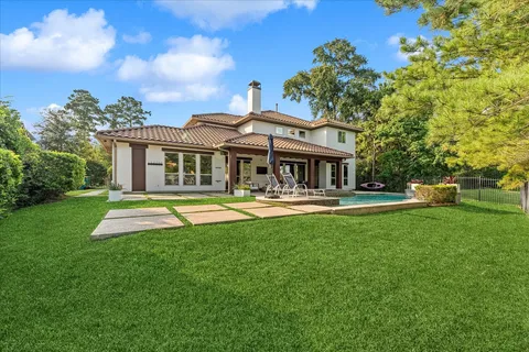 $1,548,000 | 19 Paloma Bend Place, The Woodlands, TX 77389