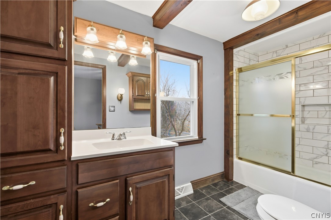 2178 Canal Road Camillus, NY 13112 - Photo 13 of 28