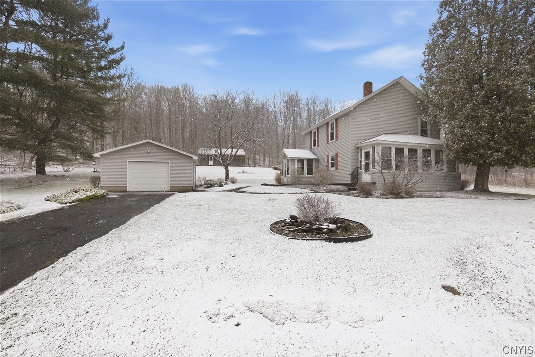 2178 Canal Road Camillus, NY 13112 - Photo 2 of 28