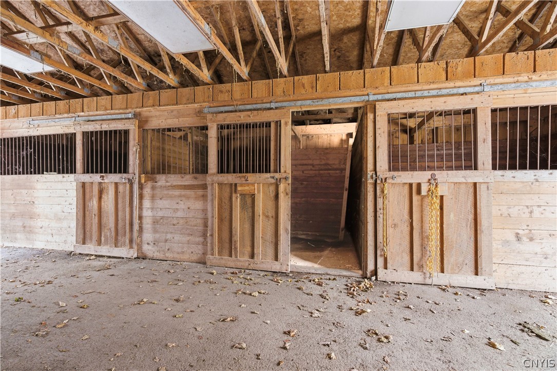 2178 Canal Road Camillus, NY 13112 - Photo 25 of 28