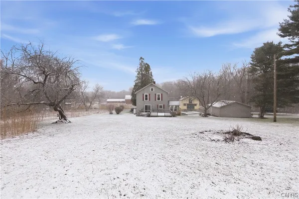 $299,000 | 2178 Canal Road, Camillus, NY 13112