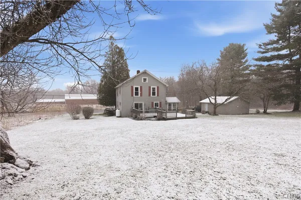 $299,000 | 2178 Canal Road, Camillus, NY 13112