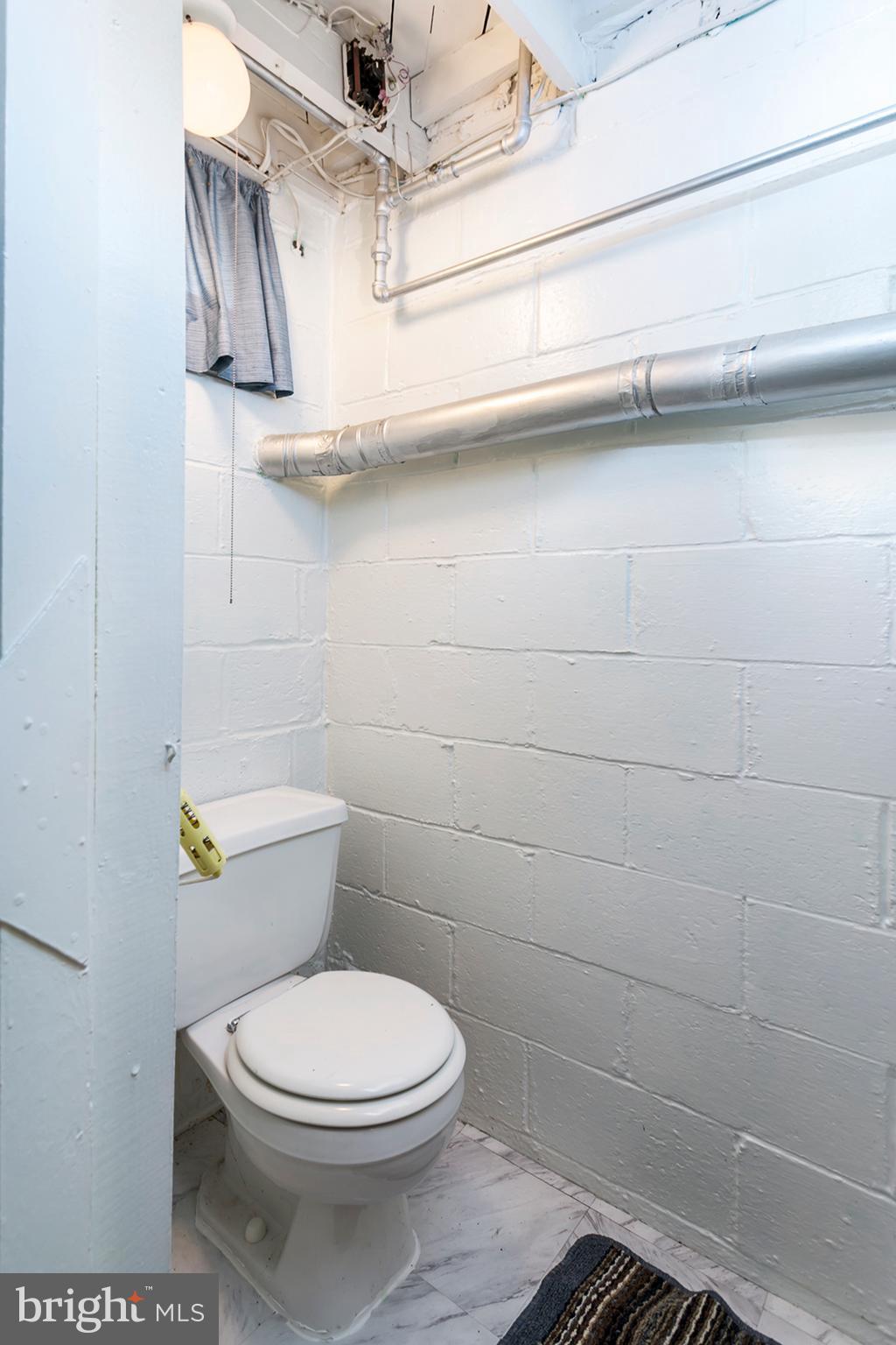 3657 Clarenell Road Baltimore, MD 21229 - Photo 11 of 14 Gallery Image 11