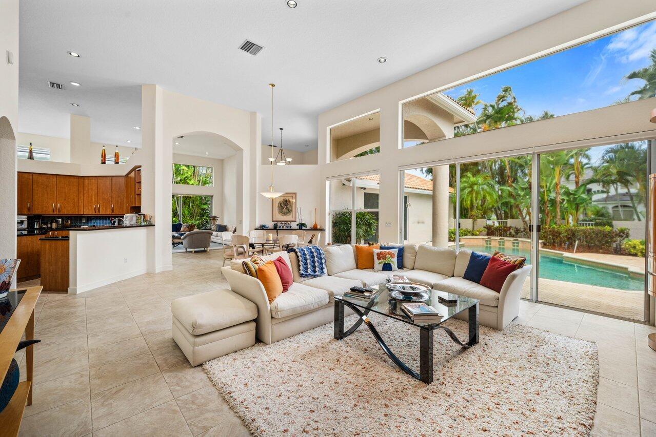 5785 Regency Circle East Boca Raton, FL 33496 - Photo 8 of 56 8
