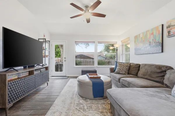$500,000 | 4500 Destinys Gate Drive, Austin, TX 78727