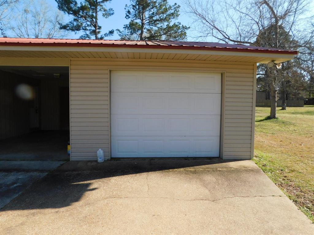 214 Springhill Airport Road Springhill, LA 71075 - Photo 5 of 32