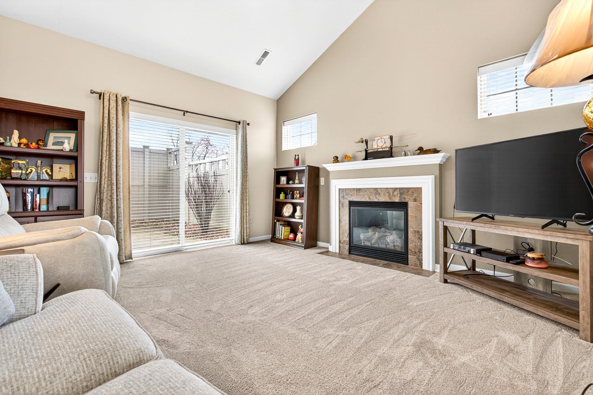 2104 Milestone Drive Appleton, WI 54913 - Photo 3 of 45
