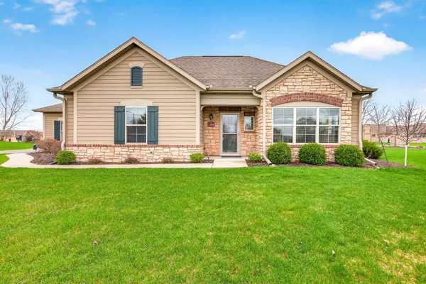 $414,900 | 2104 Milestone Drive, Appleton, WI 54913