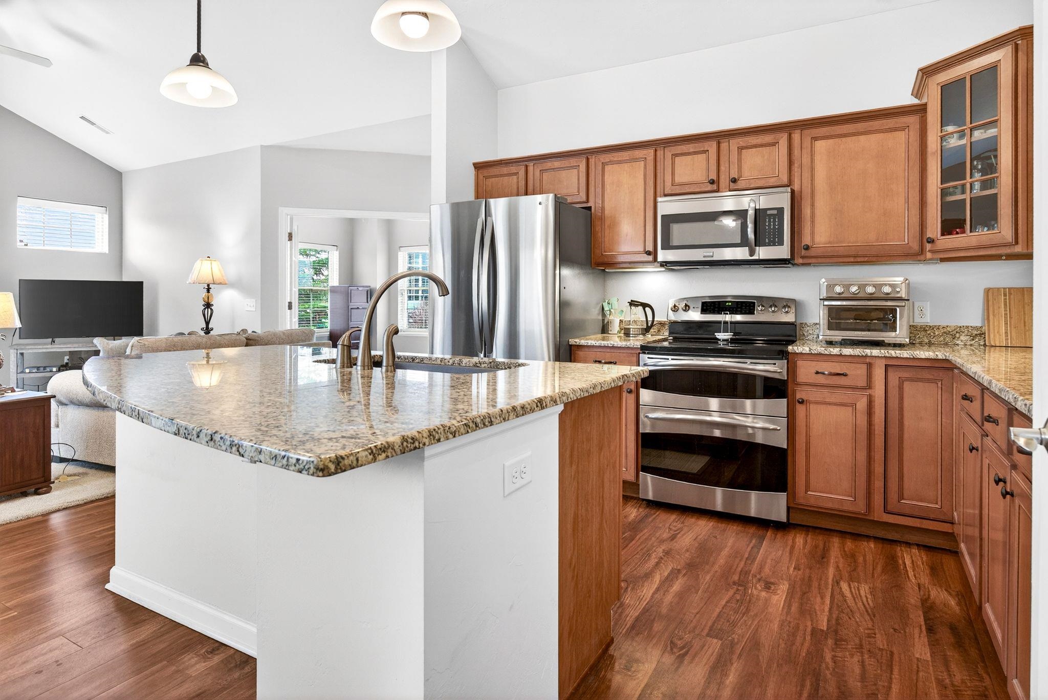 2104 Milestone Drive Appleton, WI 54913 - Photo 7 of 45