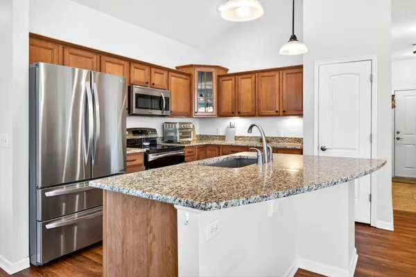 $414,900 | 2104 Milestone Drive, Appleton, WI 54913