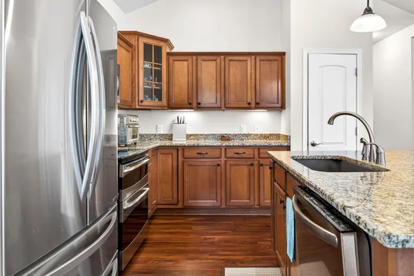 $414,900 | 2104 Milestone Drive, Appleton, WI 54913
