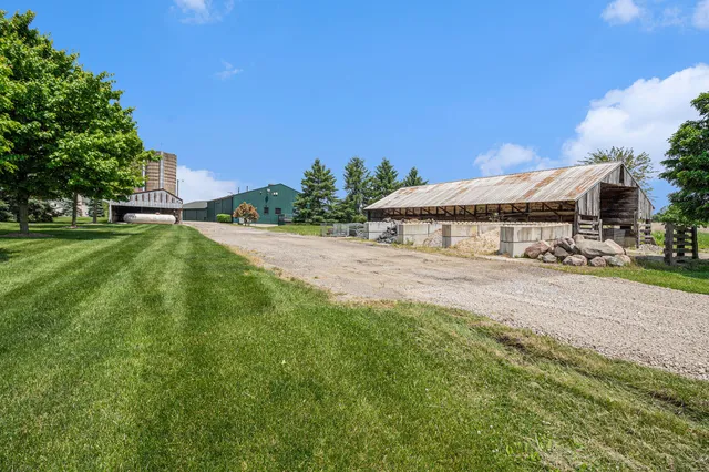 $4,600,000 | 9991 Kaiser Road, Saline, MI 48176