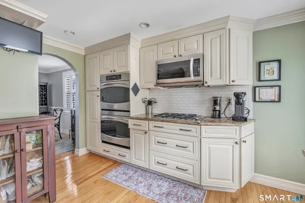$1,099,000 | 87 James Street, Fairfield, CT 06824