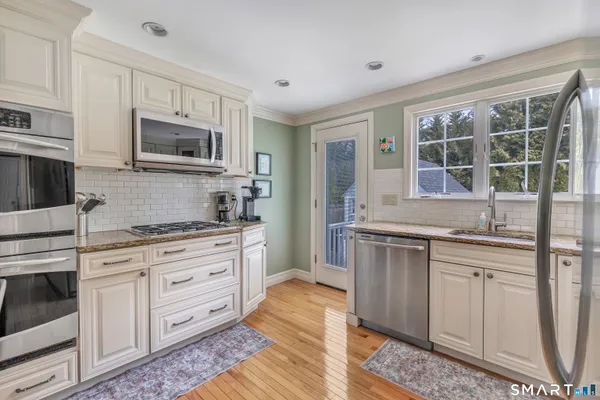 $1,099,000 | 87 James Street, Fairfield, CT 06824