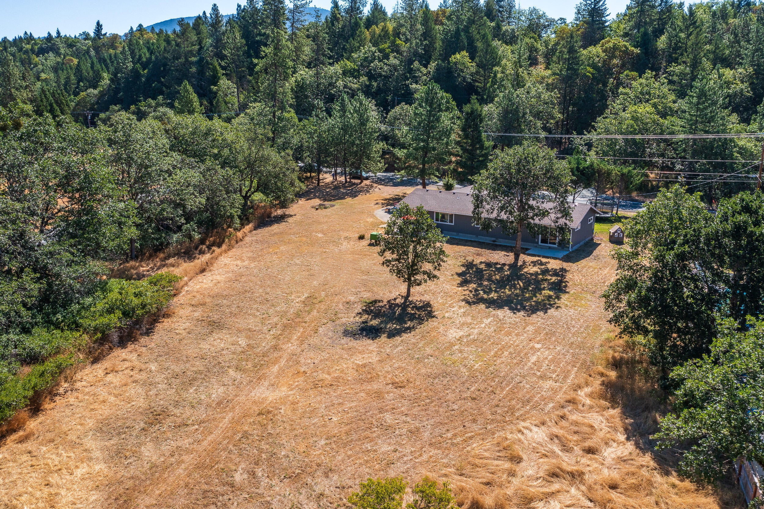 1150 Pleasant Valley Road Merlin, OR 97532 - Photo 35 of 37 1150PleasantValleyRd-037