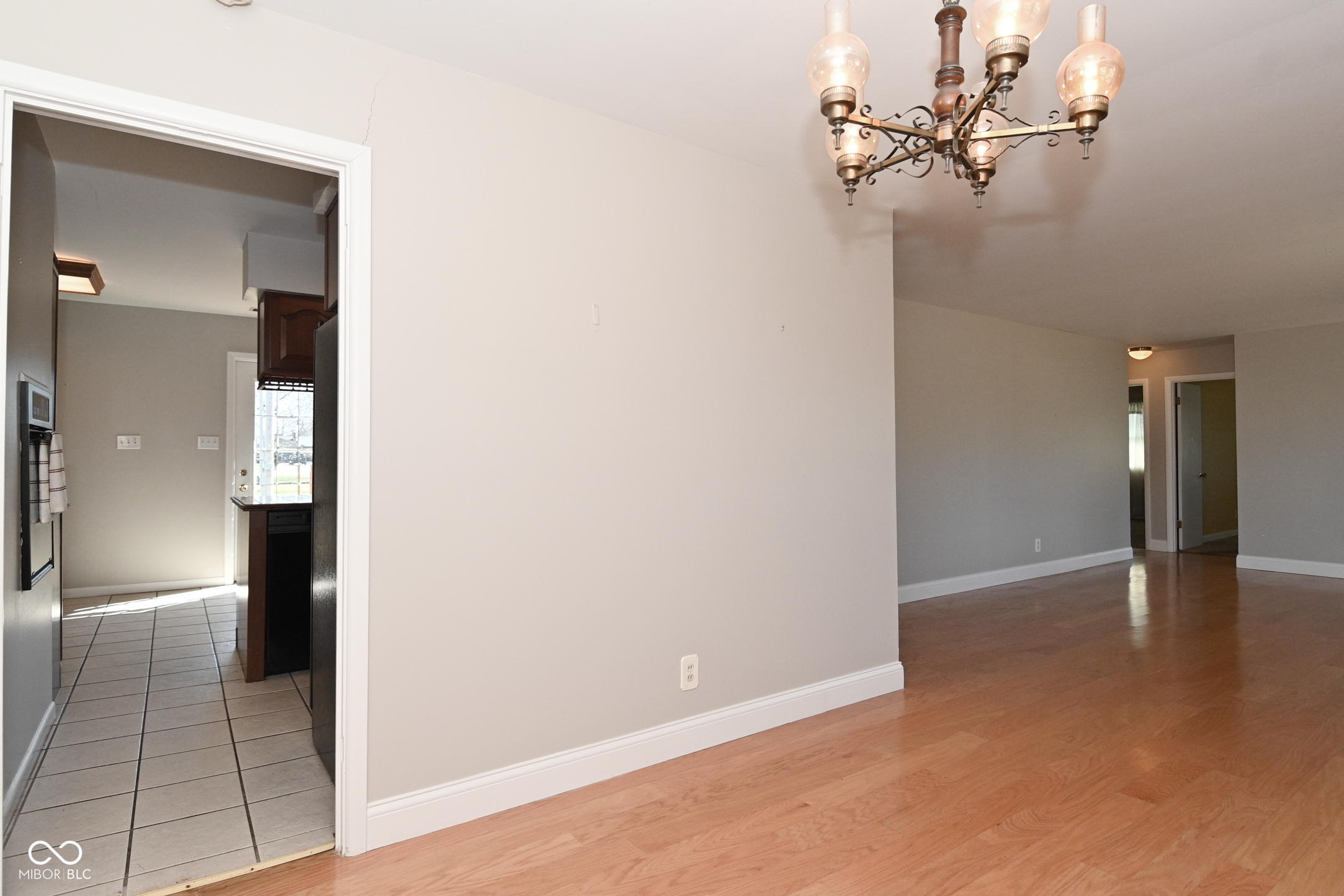 6347 Breamore Road Indianapolis, IN 46220 - Photo 11 of 43