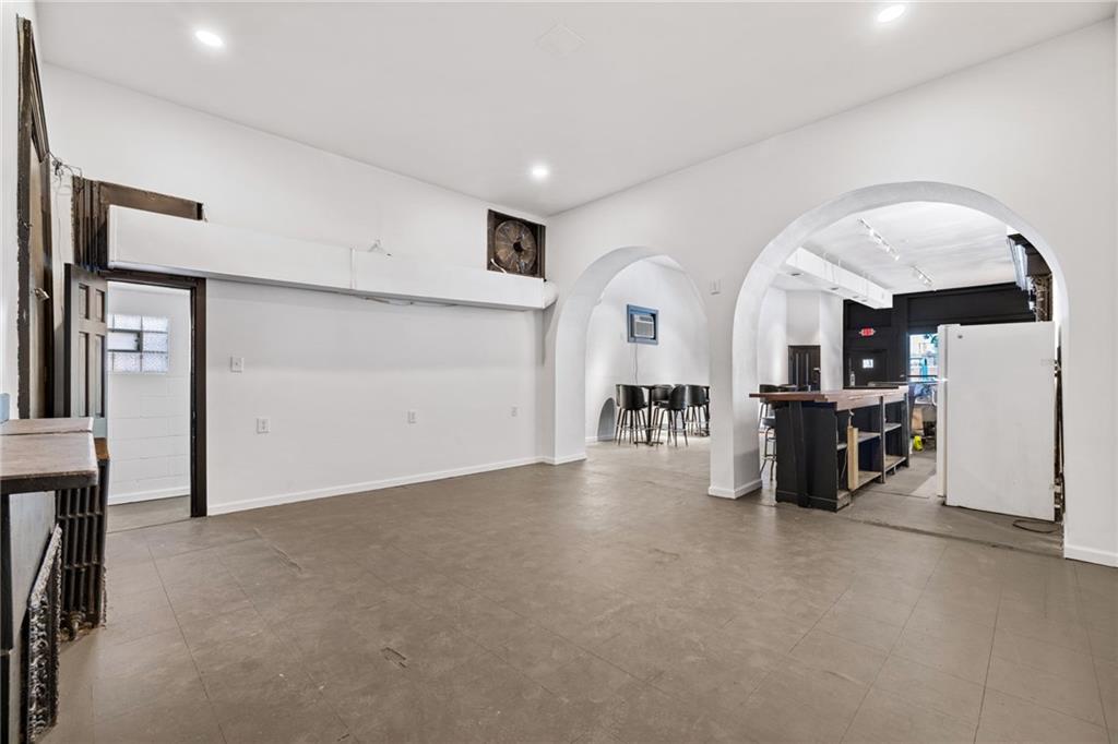80 South 12th Street Pittsburgh, PA 15203 - Photo 7 of 43 a view of a livingroom with furniture and white walls