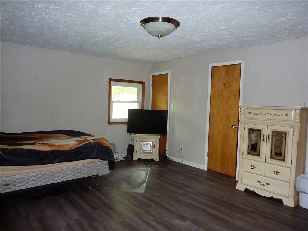 916 West Post Road Anderson, IN 46012 - Photo 13 of 39