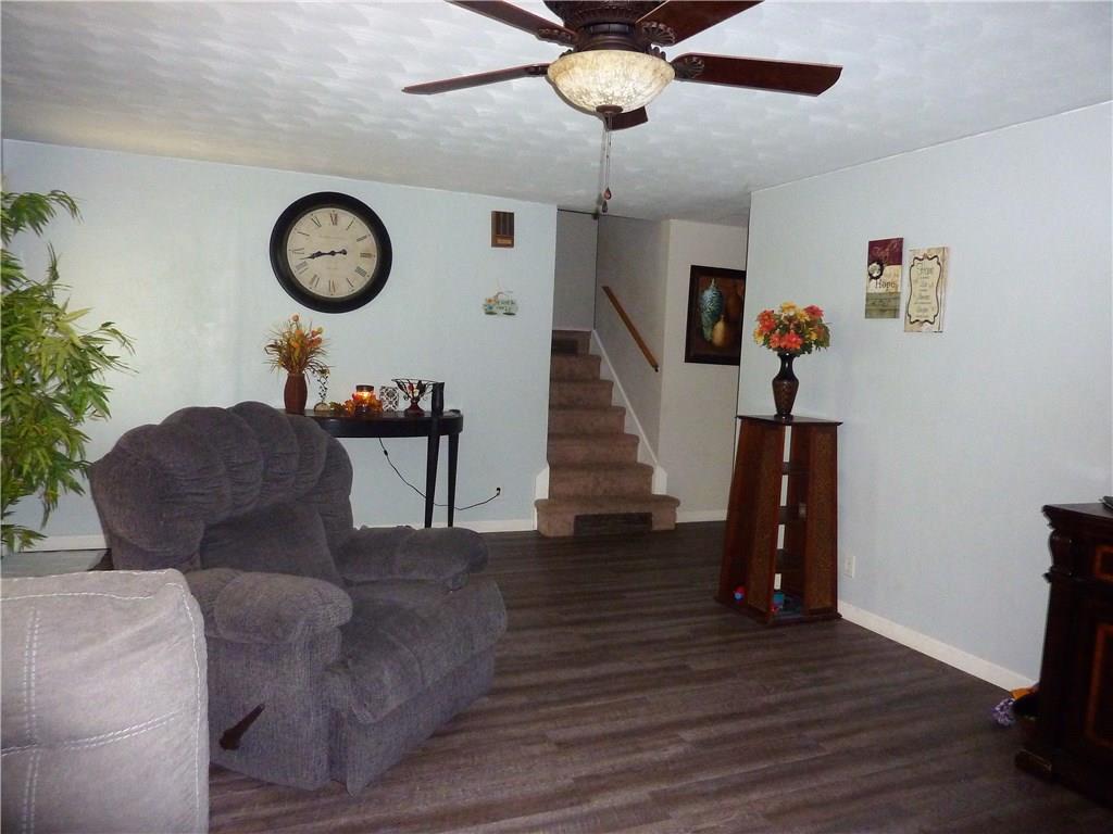 916 West Post Road Anderson, IN 46012 - Photo 6 of 39