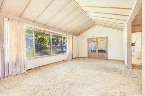 $3,155,000 | 925 Waiholo Street, Honolulu, HI 96816