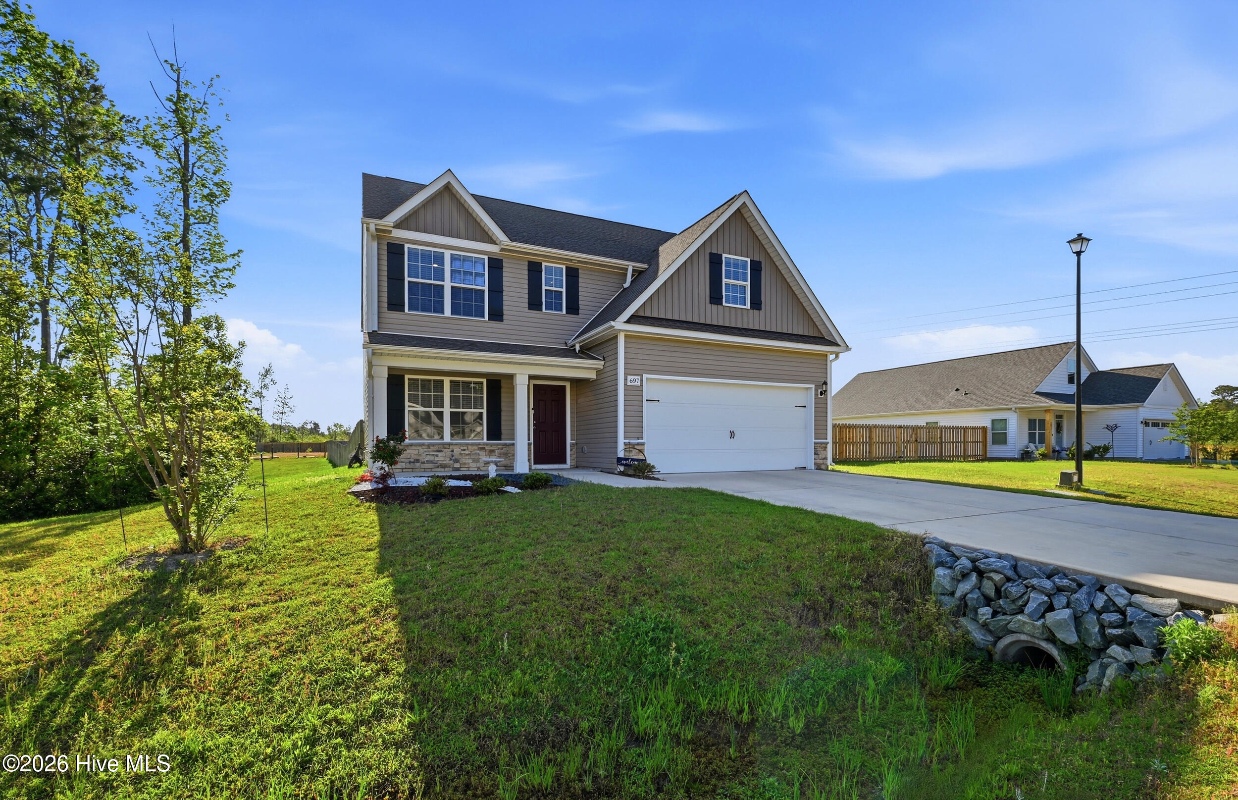 697 Poppleton Drive Hampstead, NC 28443 - Photo 3 of 49 2_697_poppleton_dr_002