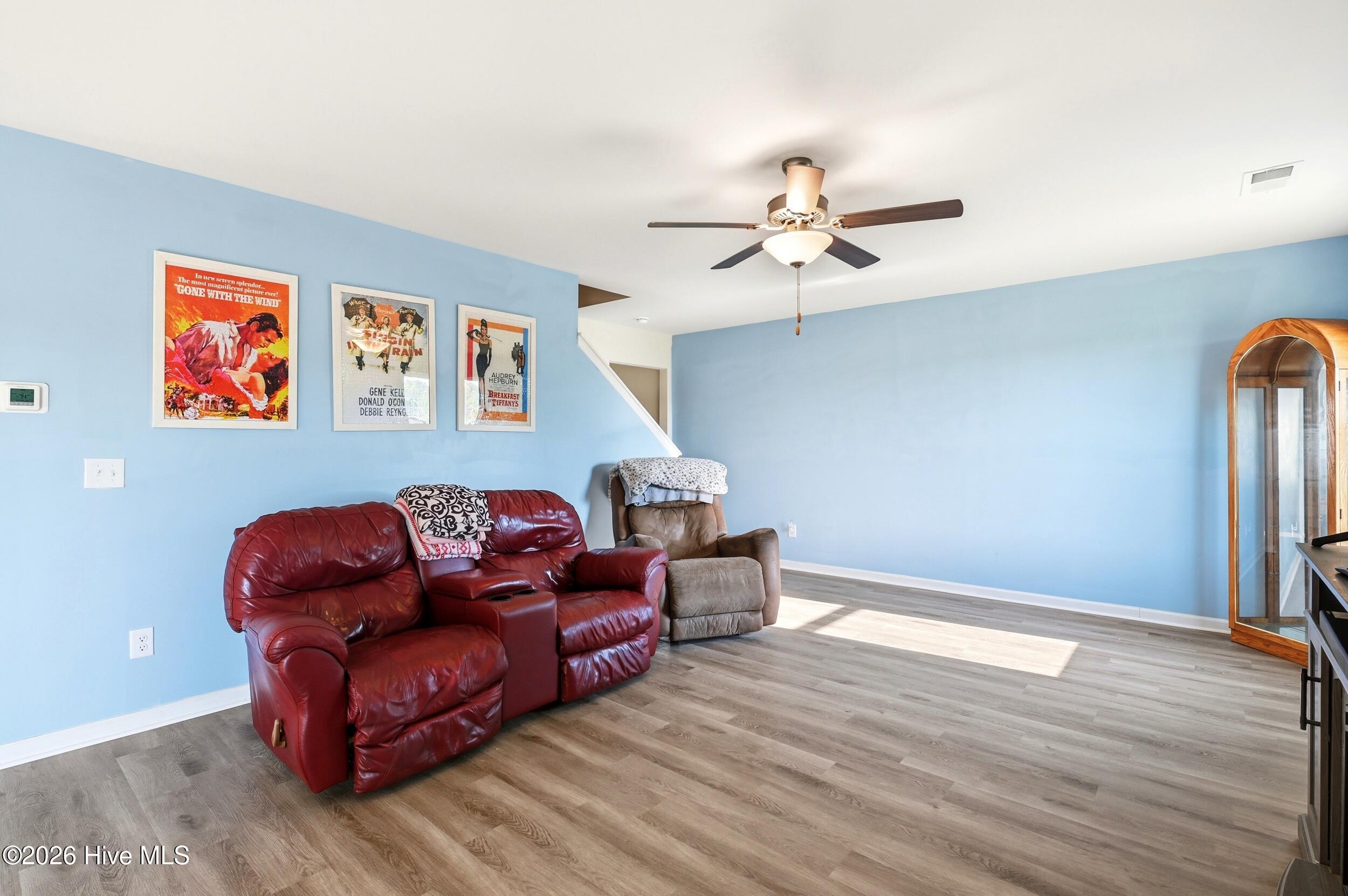 697 Poppleton Drive Hampstead, NC 28443 - Photo 7 of 49 5_697_poppleton_dr_005