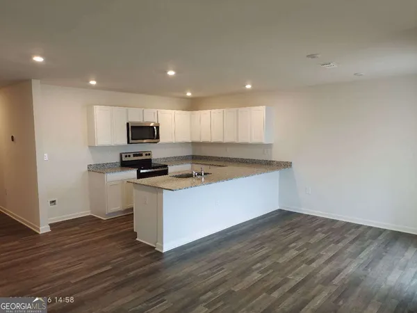 $2,200 | 122 Oxford Lane, Kingston, GA 30145