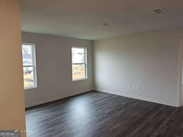 $2,200 | 122 Oxford Lane, Kingston, GA 30145