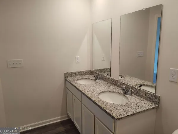 $2,200 | 122 Oxford Lane, Kingston, GA 30145