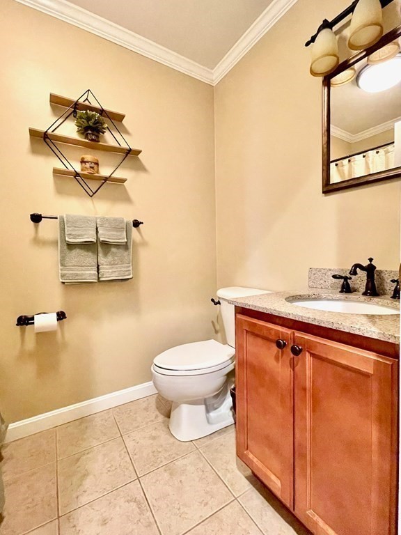 741 Sharp's Road Swansea, MA 02777 - Photo 17 of 41 Gallery Image 17