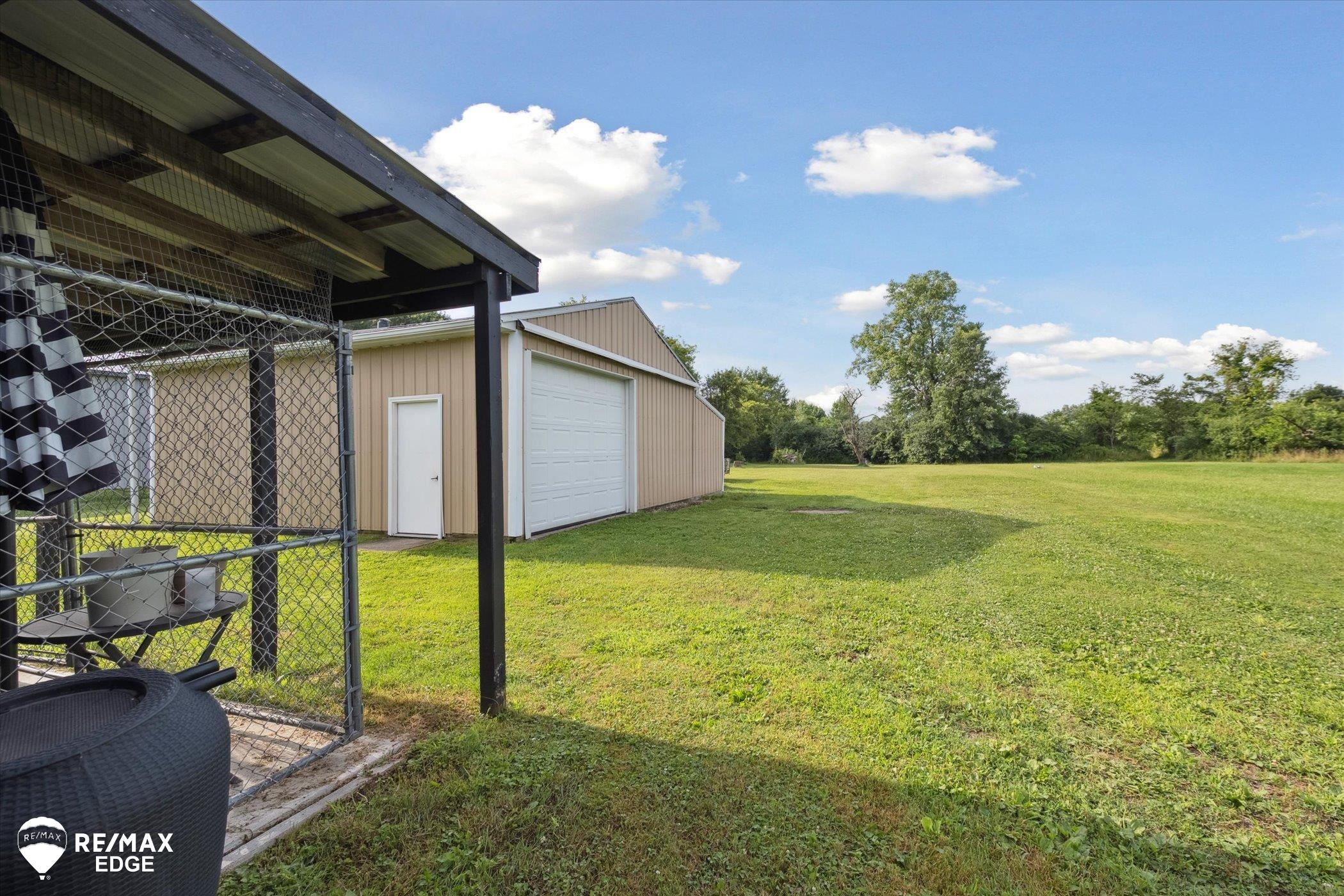 7236 Lapeer Road Davison, MI 48423 - Photo 48 of 53 50183504-98c5d3b5-0761-4c60-a070-77d736010d9f.JPG