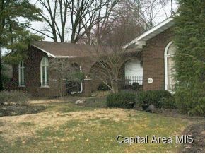 2324 Sylvan Road Springfield, IL 62704 - Photo 1 of 24 Gallery Image 1