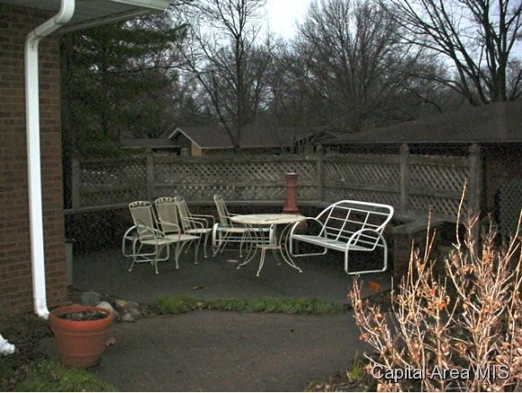 2324 Sylvan Road Springfield, IL 62704 - Photo 24 of 24 Gallery Image 24
