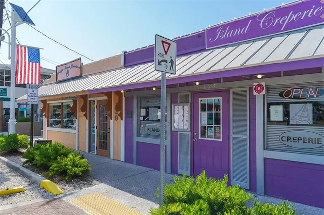 $225,000 | 5911 39th Avenue West, Bradenton, FL 34209