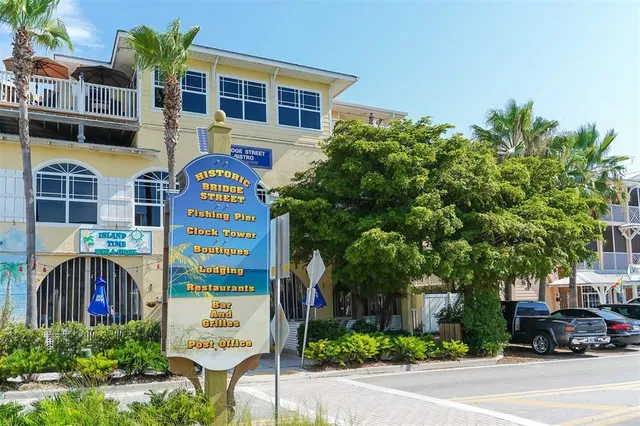 $225,000 | 5911 39th Avenue West, Bradenton, FL 34209