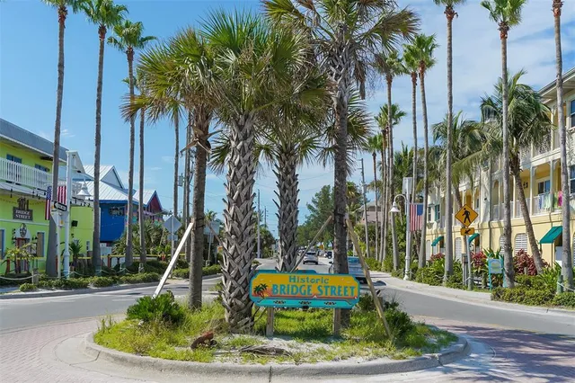 $225,000 | 5911 39th Avenue West, Bradenton, FL 34209