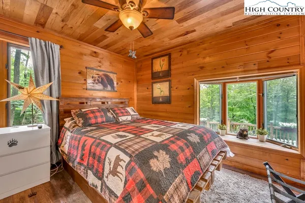 $649,000 | 111 Wintergreen Way, Beech Mountain, NC 28604