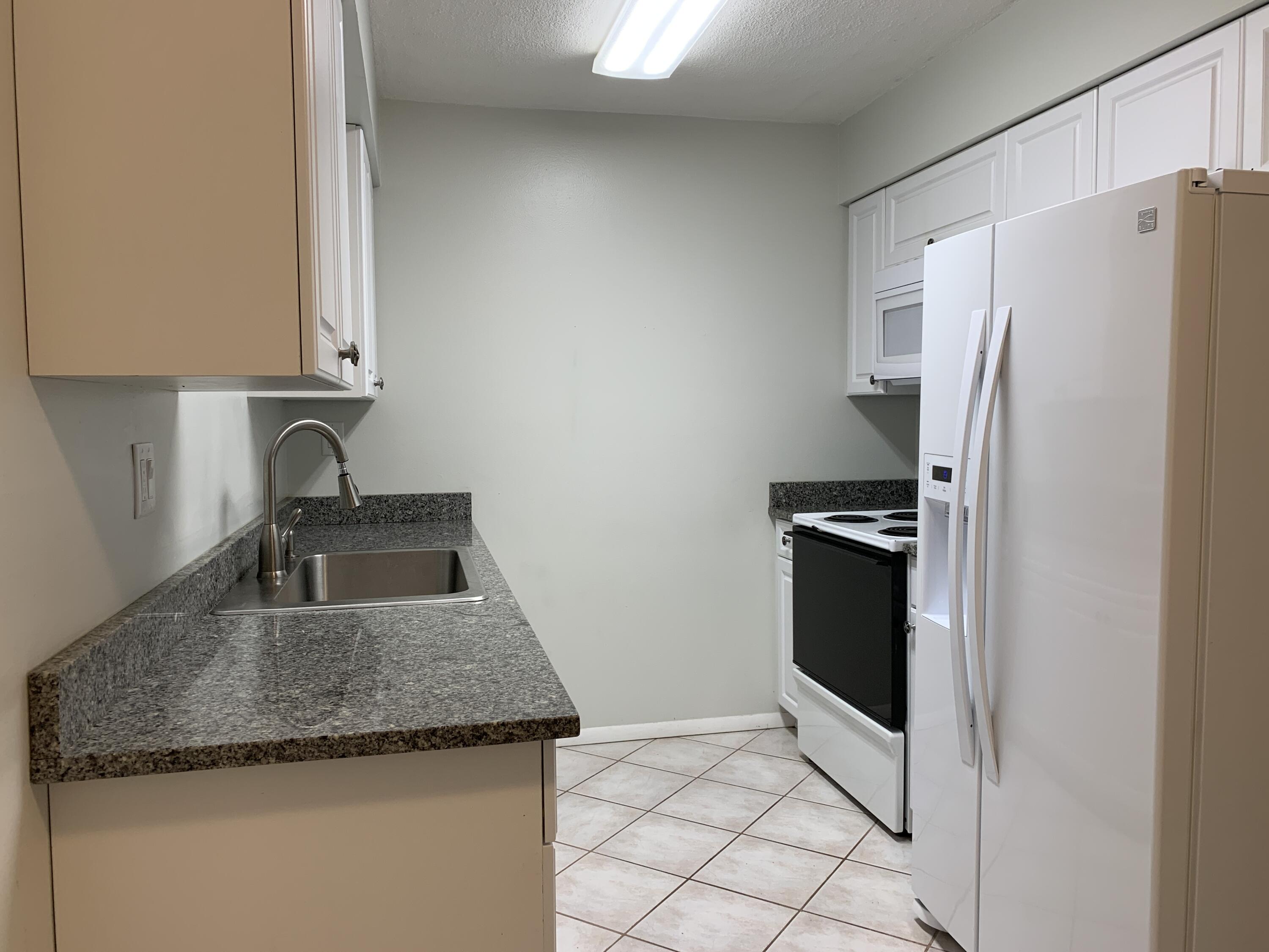 190 East Olmstead Dr Unit F7  