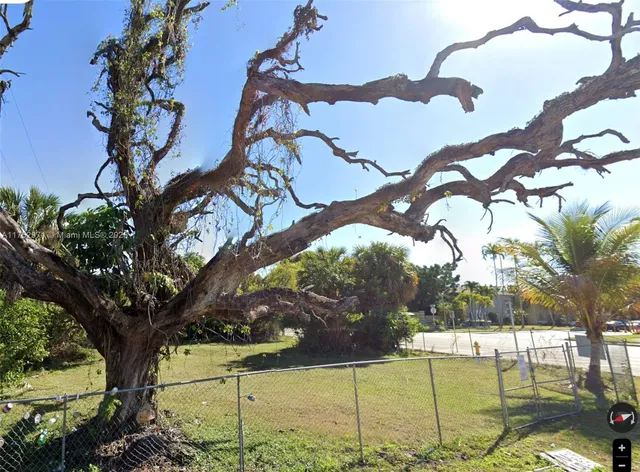 $1,950,000 | 309 Northeast 54th Street, Miami, FL 33137