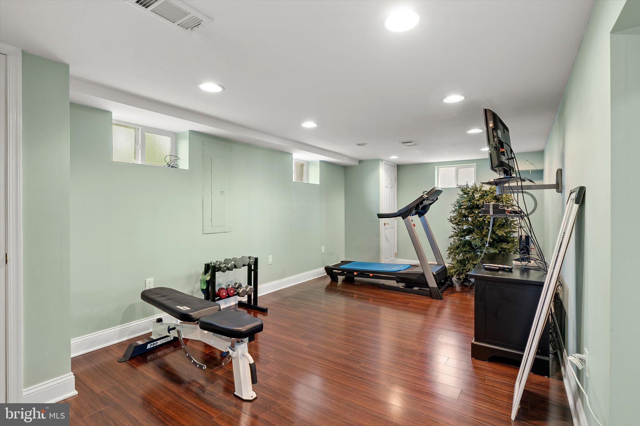 2 Treelawn Terrace Hamilton, NJ 08619 - Photo 37 of 43