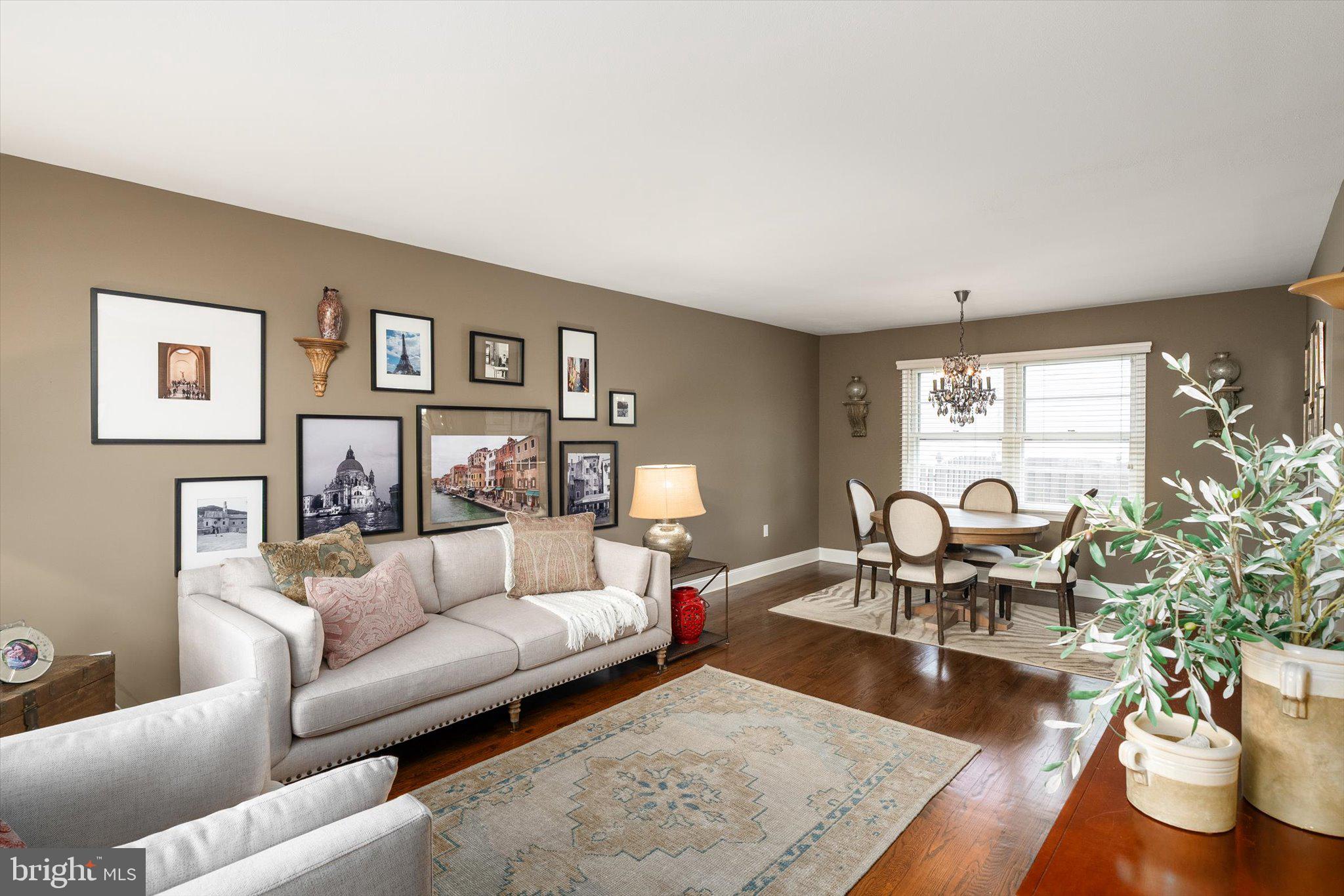 2 Treelawn Terrace Hamilton, NJ 08619 - Photo 4 of 43