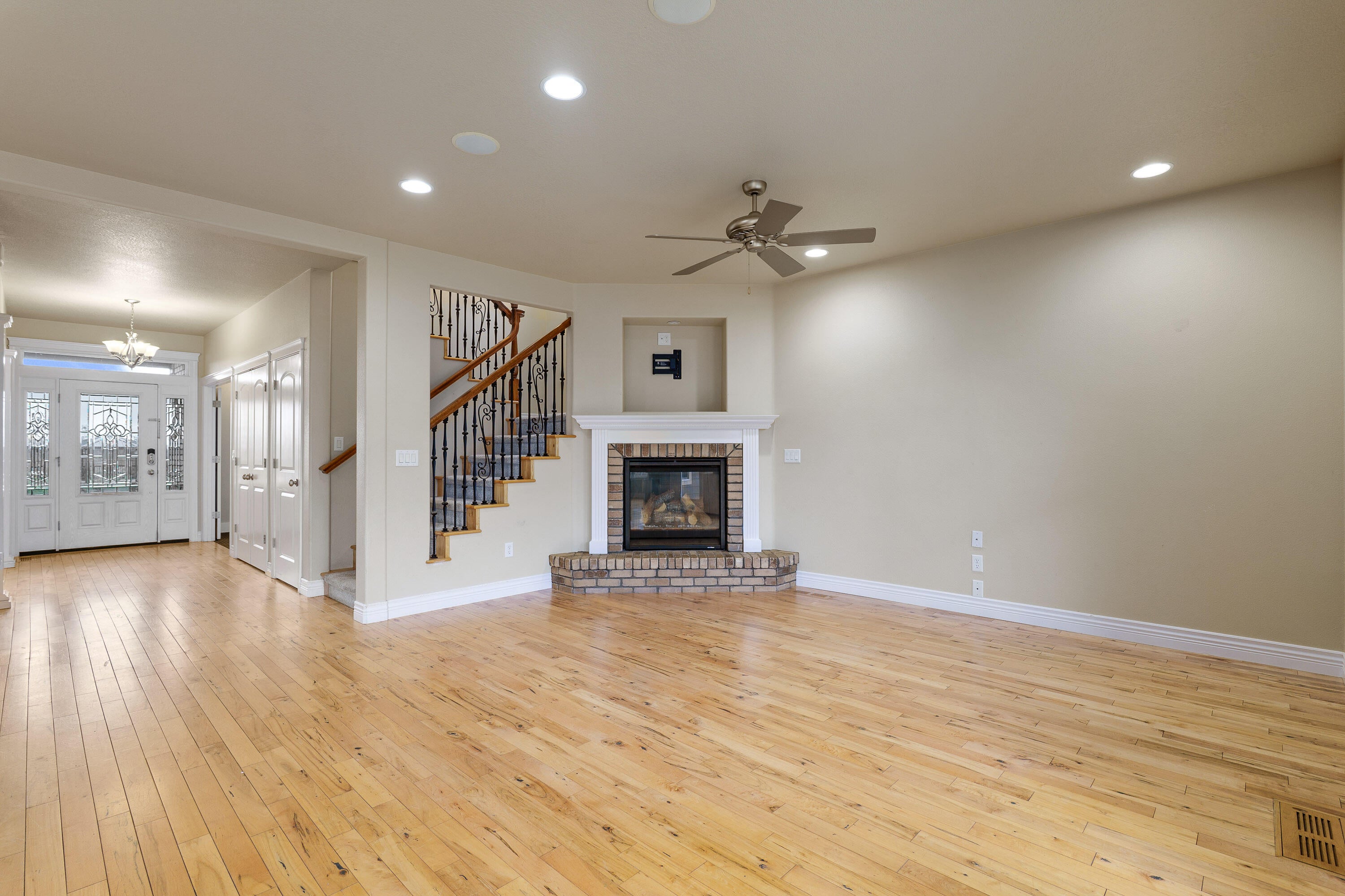 2193 Jeremy Street Central Point, OR 97502 - Photo 11 of 61 2193JeremySt-011