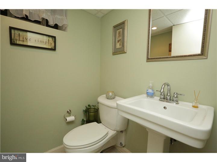 568 Pedley Road Philadelphia, PA 19128 - Photo 12 of 25 Half Bath