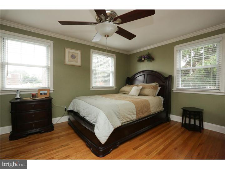 568 Pedley Road Philadelphia, PA 19128 - Photo 13 of 25 Bedroom - Main