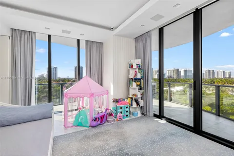 $10,750,000 | 19575 Collins Avenue, Unit 6, Sunny Isles Beach, FL 33160